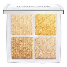 DIOR       BACKSTAGE     PALE